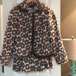 Etcetera jacket and skirt, size 4